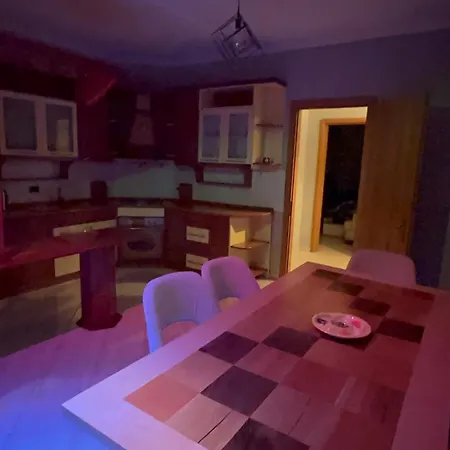 Dioras Apartment. Lejlighed