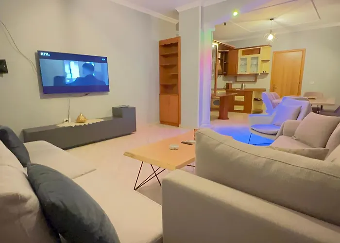 Dioras Apartment. 公寓 地拉那
