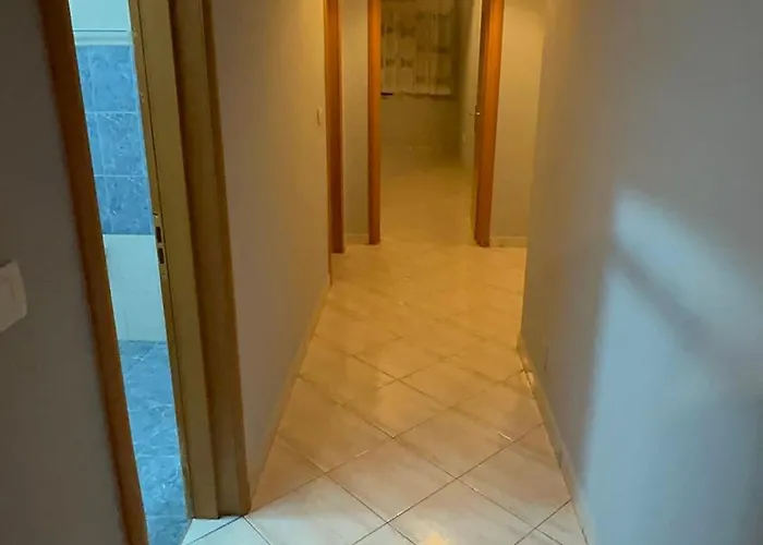 Dioras Apartment. 地拉那